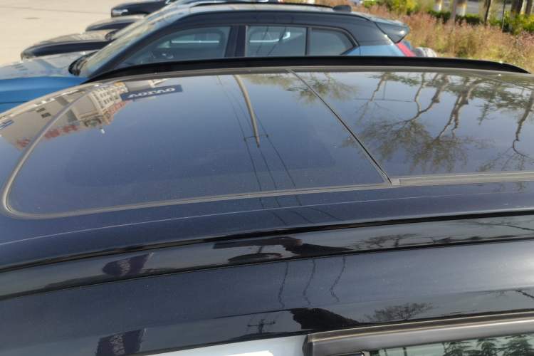 Used Volvo XC40 New Energy 2023 Long-Range Version Roof