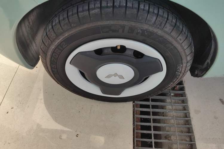 Used Wuling Hongguang MINIEV 2021 Macaron Premium Model – Lithium Iron Phosphate
