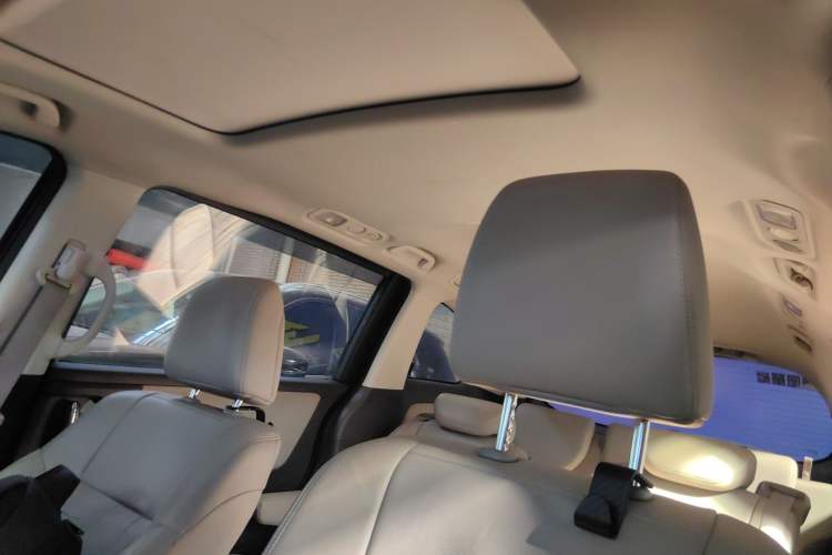 Used Honda Odyssey 2015 Revised 2.4L Luxury Edition