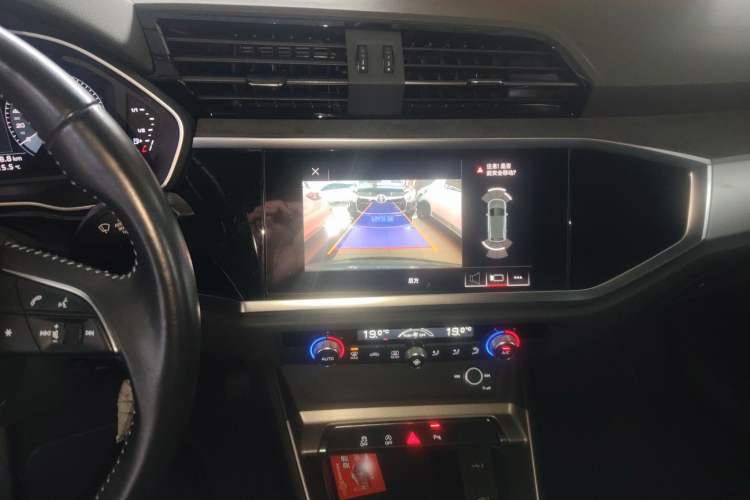 Used Audi Q3 2020 35 TFSI Ambition Dynamic Edition
