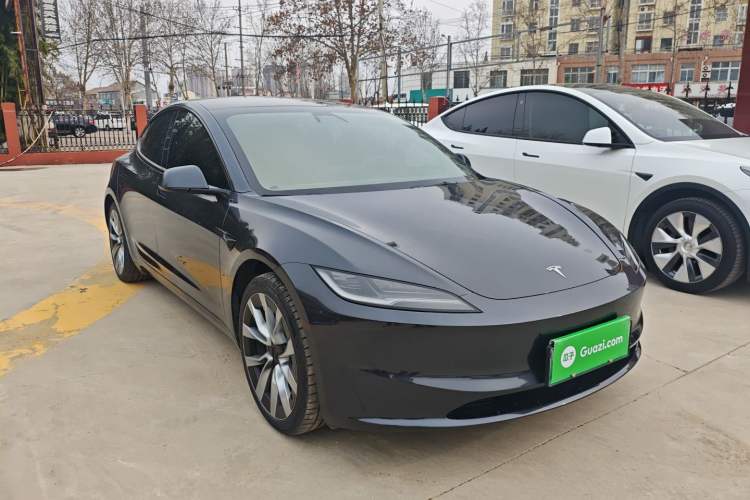 Used Tesla Model 3 2023 Rear-Wheel-Drive Version
