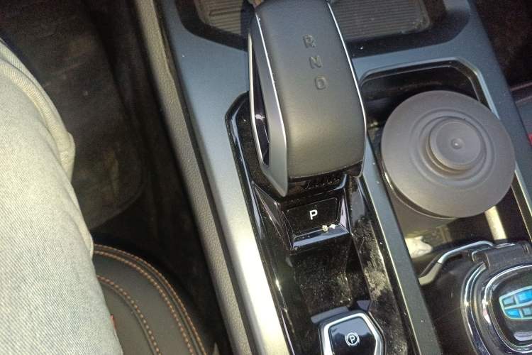 Used Geely Auto Haoyue L 2024 2.0T DCT Flagship Version