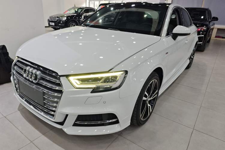 Used Audi A3 2020 Limousine 35 TFSI Fashion Edition China VI Emission Standard