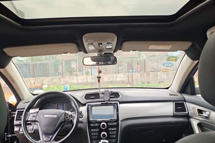 Used Haval H2 2017 Red-Label 1.5T Automatic Two-Wheel Drive Elite Model