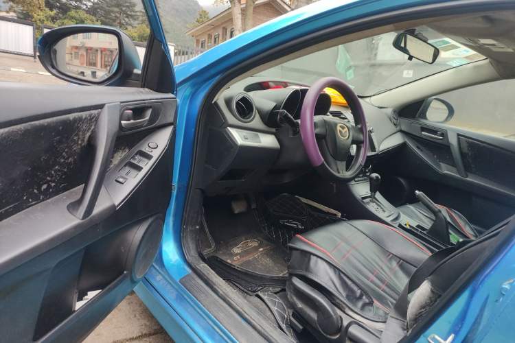 Used Mazda 3 2012 Hatchback 1.6L Automatic Elite Model
