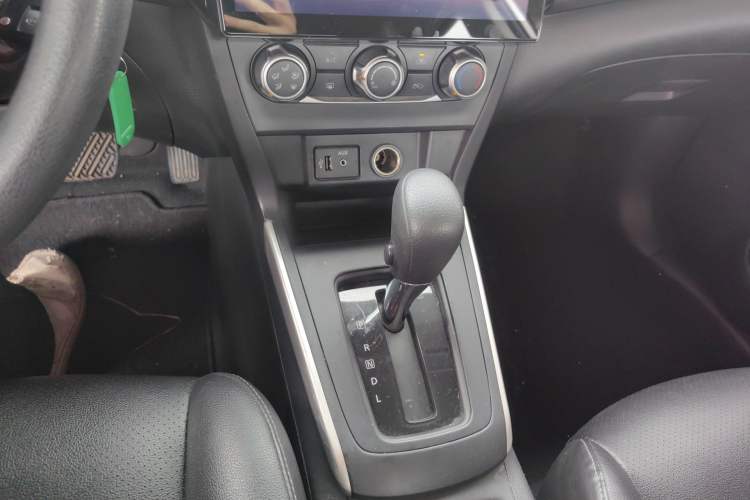 Used Nissan Sylphy 2021 Classic 1.6XE CVT Comfort Edition Gear Lever