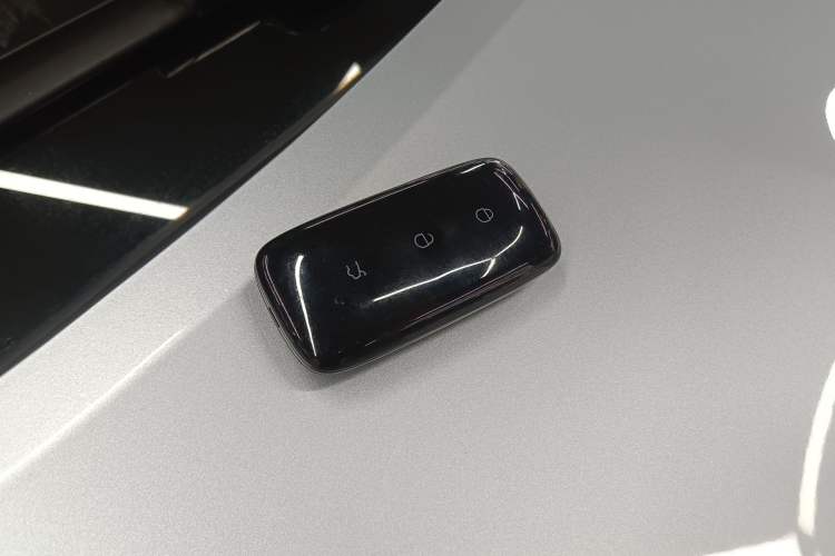 Used Geely Galaxy L6 2025 EM-i 140km Starship Edition Vehicle Key