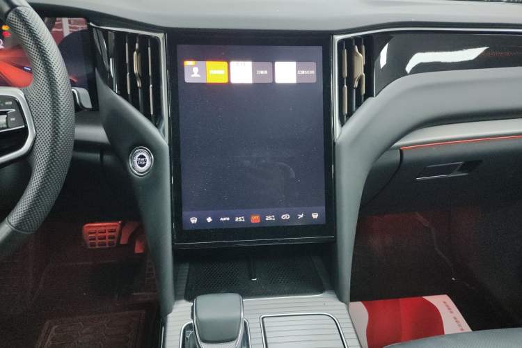 Used Hongqi HS7 PHEV 2024 2.0T PHEV Four-Wheel Drive Flagship Edition 6 Seats Audio And AC Panel