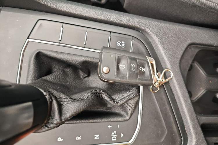 Used Volkswagen Tiguan L 2023 330TSI Automatic Two-Wheel Drive Comfort Edition Vehicle Key