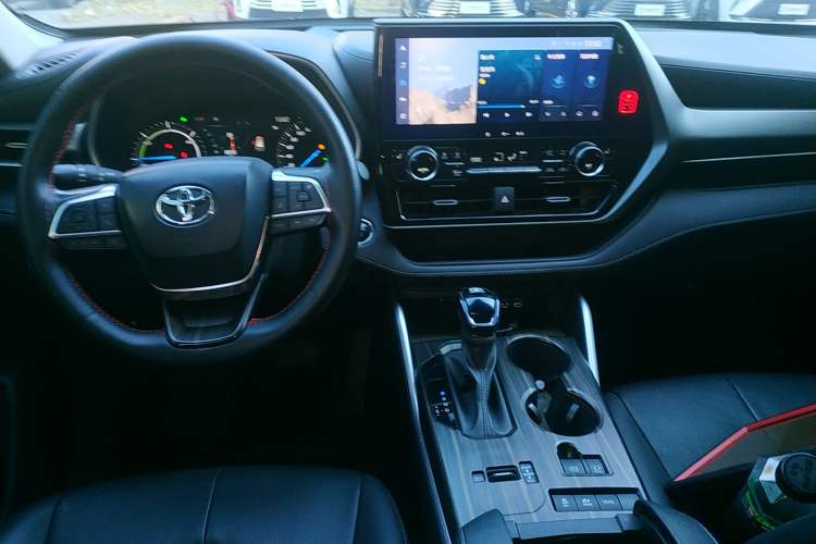 Used Toyota Highlander 2023 2.5L Smart Electric Hybrid Dual-Engine Four-Wheel Drive Prestige Version – 7 Seats
