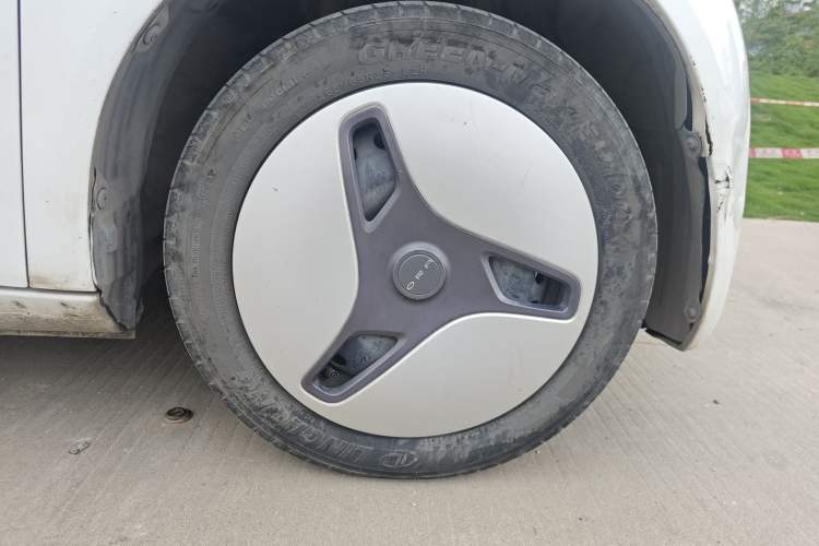 Used ORA White Cat 2020 360km Standard Version Right Front Wheel Hub