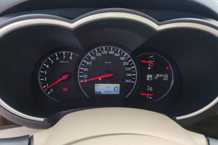 Used Nissan Quest 2015 3.5L SL
