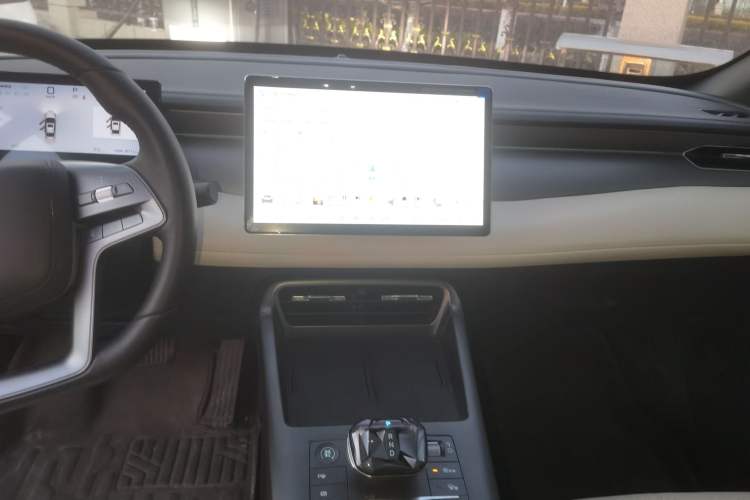 Used BYD Qin PLUS 2025 DM-i Smart Drive 120KM Superior Model