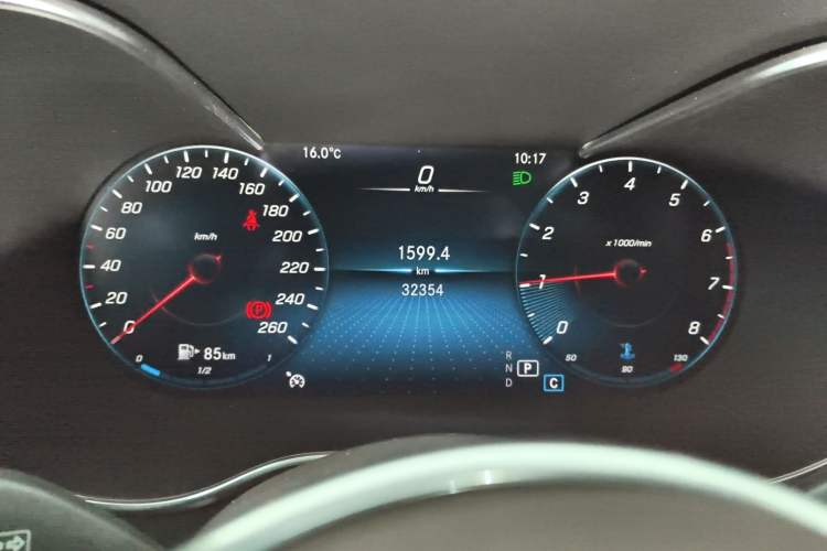 Used Mercedes-Benz GLC 2020 Facelift GLC 260 L 4MATIC Luxury Edition
