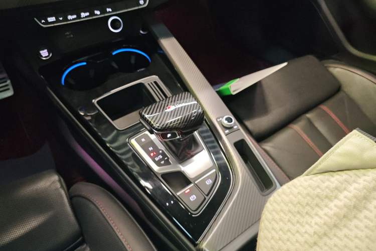 Used Audi A4L 2022 40 TFSI quattro RS Performance Package