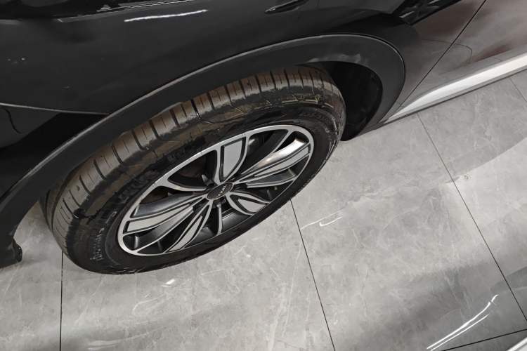 Used Haval H6 2021 1.5 GDIT Automatic Champion Edition Left Front Wheel Hub