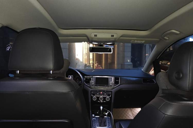 Used Volkswagen Golf Sportsvan 2016 280TSI Automatic Luxury Model