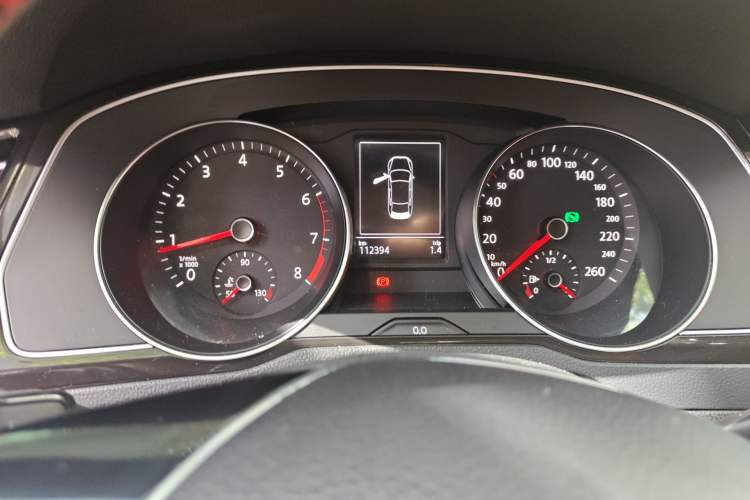 Used Volkswagen Magotan 2017 330TSI DSG Luxury Model Instrument Cluster