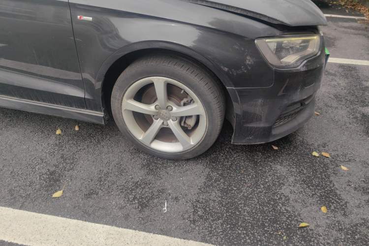 Used Audi A3 2015 Limousine 45 TFSI S line Luxury Model Exterior 7