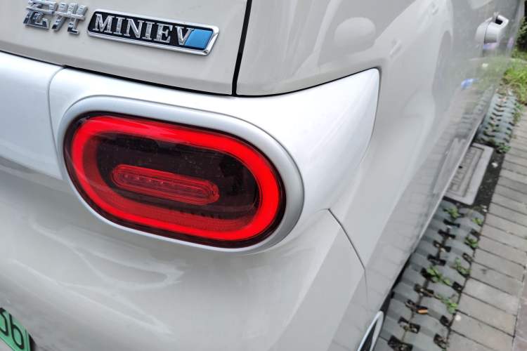 Used Wuling Hongguang MINIEV 2024 3rd Generation 215km Youth Edition