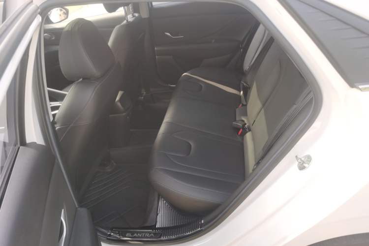 Used Hyundai Elantra 2021 1.5L CVT GLX Elite Edition