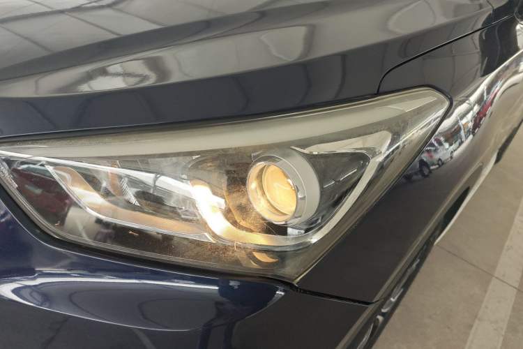 Used Hyundai Santa Fe 2017 2.0T Automatic Two-Wheel Drive Smart Version 7 Seats