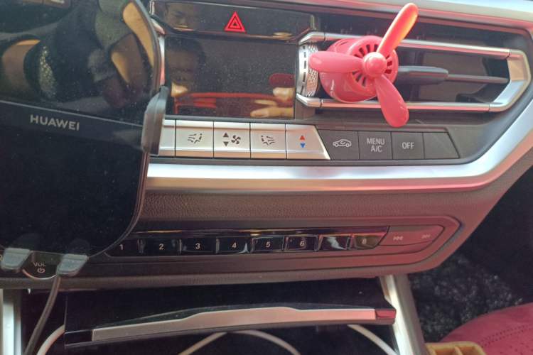 Used BMW 3 Series 2021 Second Facelift 320Li M Sport Package Audio And AC Panel