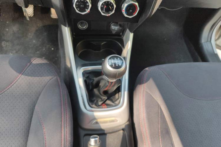 Used Brilliance V3 2015 1.5L Manual Comfort Model