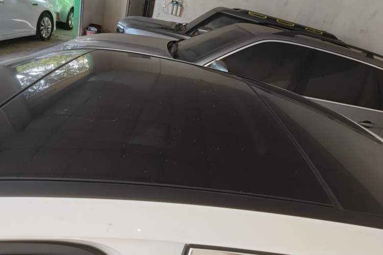 Used Mercedes-Benz E-Class 2018 Facelift E 300 L Luxury Edition
