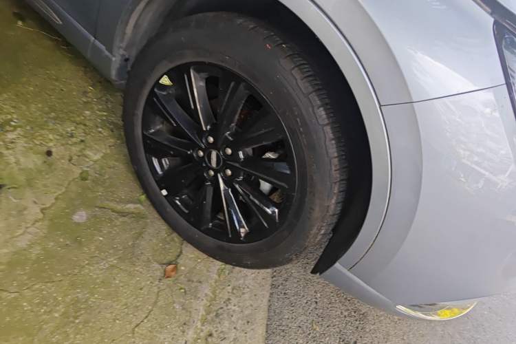 Used Lincoln Corsair 2022 2.0T Two-Wheel-Drive Alaska Glacier Limited Edition
