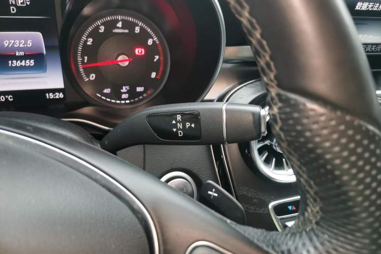 Used Mercedes-Benz C-Class 2015 Restyled C 180 L Sport Edition Gear Lever