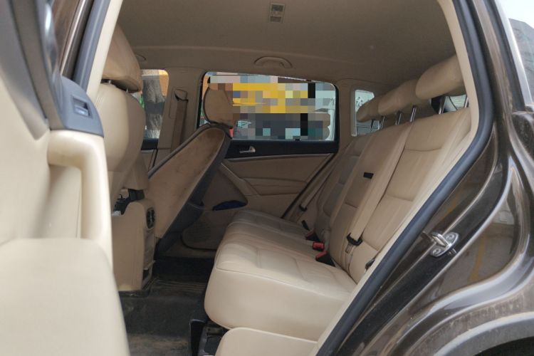 Used Volkswagen Tiguan 2015 1.8TSI Automatic Two-Wheel Drive Comfort Edition Left Rear Seat