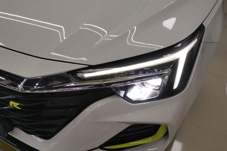 Used Roewe i6 MAX 2020 300TGI Automatic "Swell Cool Smart Drive" Edition