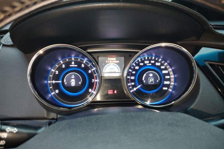 Used Hyundai Sonata 2013 2.0L Automatic Luxury Edition
