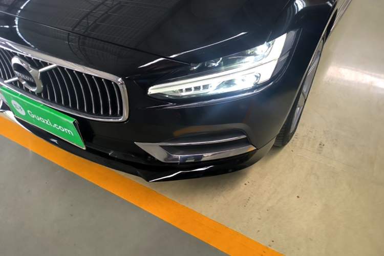 Used Volvo S90 2019 T4 Zhiyi Edition