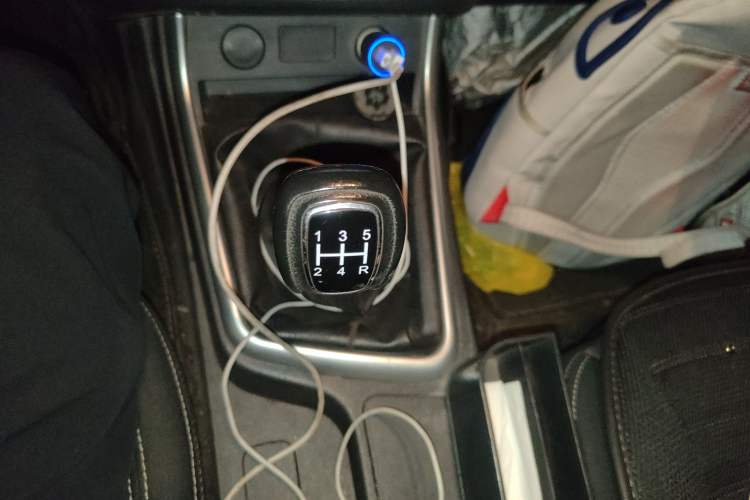 Used Isuzu JLM 2020 2.4T Two-Wheel Drive Gasoline Leading-Edge National VI Ruimai S Extended Version 4K22D4T
