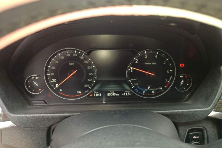 Used BMW 3 Series 2018 320Li Leading Luxury Package
