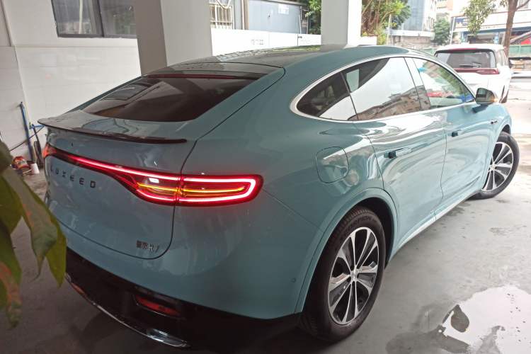 Used Hima Luxeed R7 2025 Range-Extended Version 251 km Max Rear Right 45 Deg