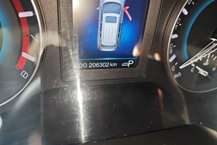 Used Haval H2 2016 Red-Label 1.5T Automatic Two-Wheel Drive Luxury Model
