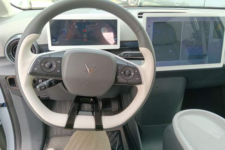 Used ARCFOX Kaola 2023 Family Edition Pro