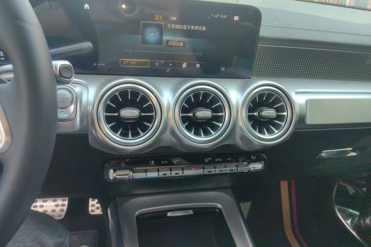 Used Mercedes-Benz GLB 2021 GLB 200 Fashion Model