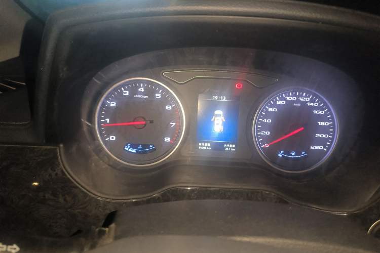 Used JAC Refine M4 2018 1.5T Manual Hybrid Luxury Version