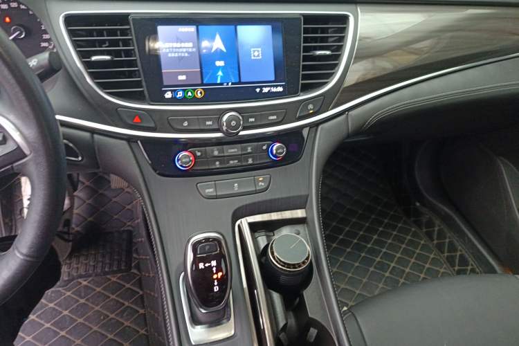 Used Buick LaCrosse 2022 652T Luxury Version