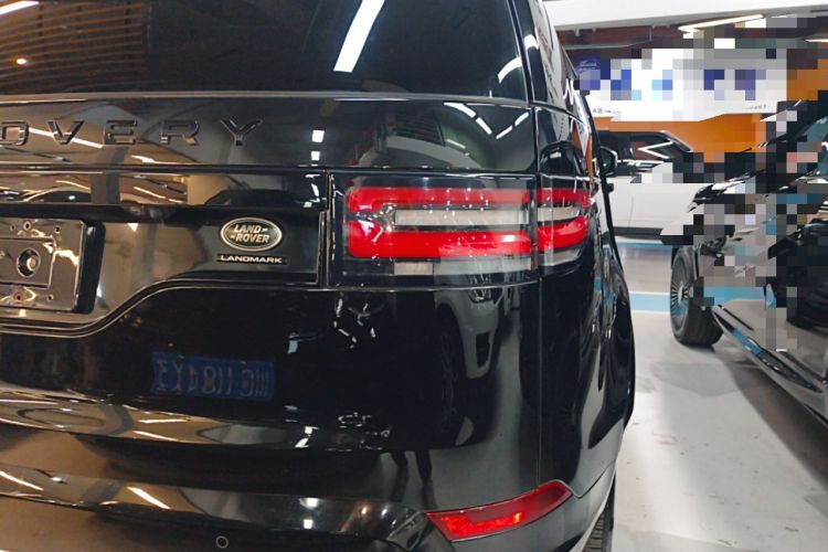 Used Land Rover Discovery 2020 3.0 SC V6 30th Anniversary Special Edition Exterior 3