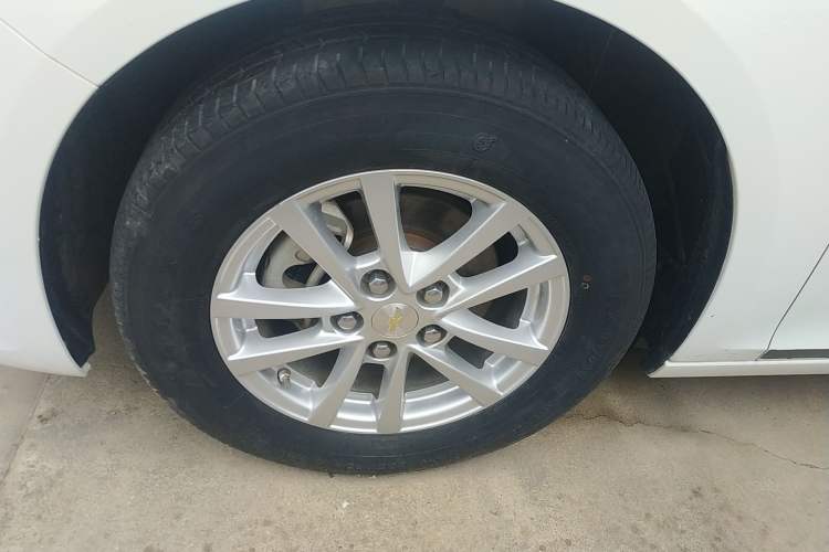 Used Chevrolet Malibu 2017 1.5T Automatic Comfort Edition Exterior 4