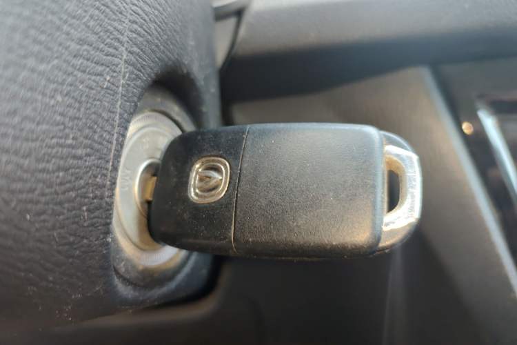 Used CHANGAN Alsvin V7 2015 1.6L Manual Enjoyment Model China IV Standard