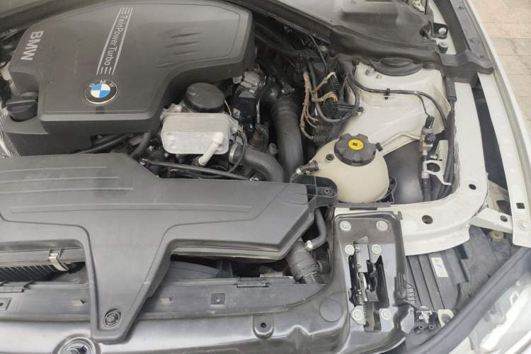 Used BMW 3 Series 2013 320Li Fashion Model Right Front Headlight