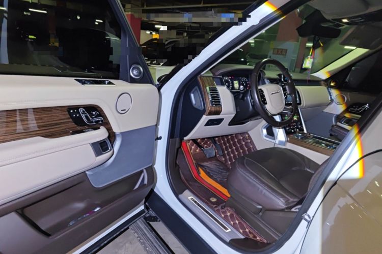 Used Land Rover Range 2018 3.0 SC V6 AB Prestige Extended Edition Driver Seat