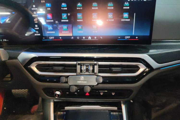 Used BMW i3 2022 eDrive 35 L
