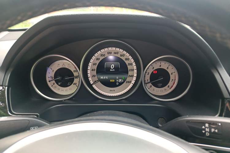 Used Mercedes-Benz E-Class 2015 Restyled E 260 L Sport Edition Instrument Cluster